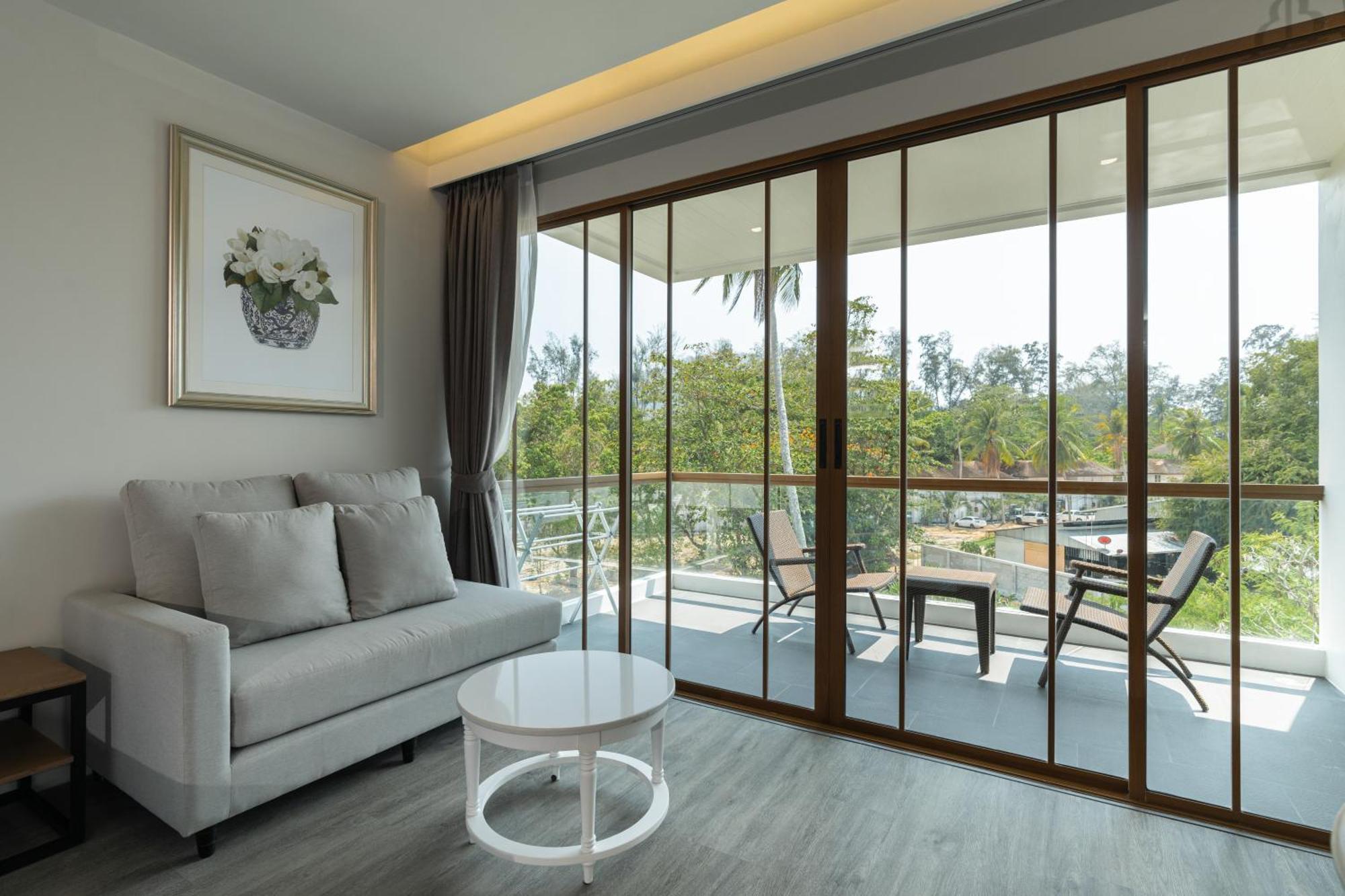 Bella Nara Phuket Naiyang Beach Nai Yang Exterior photo
